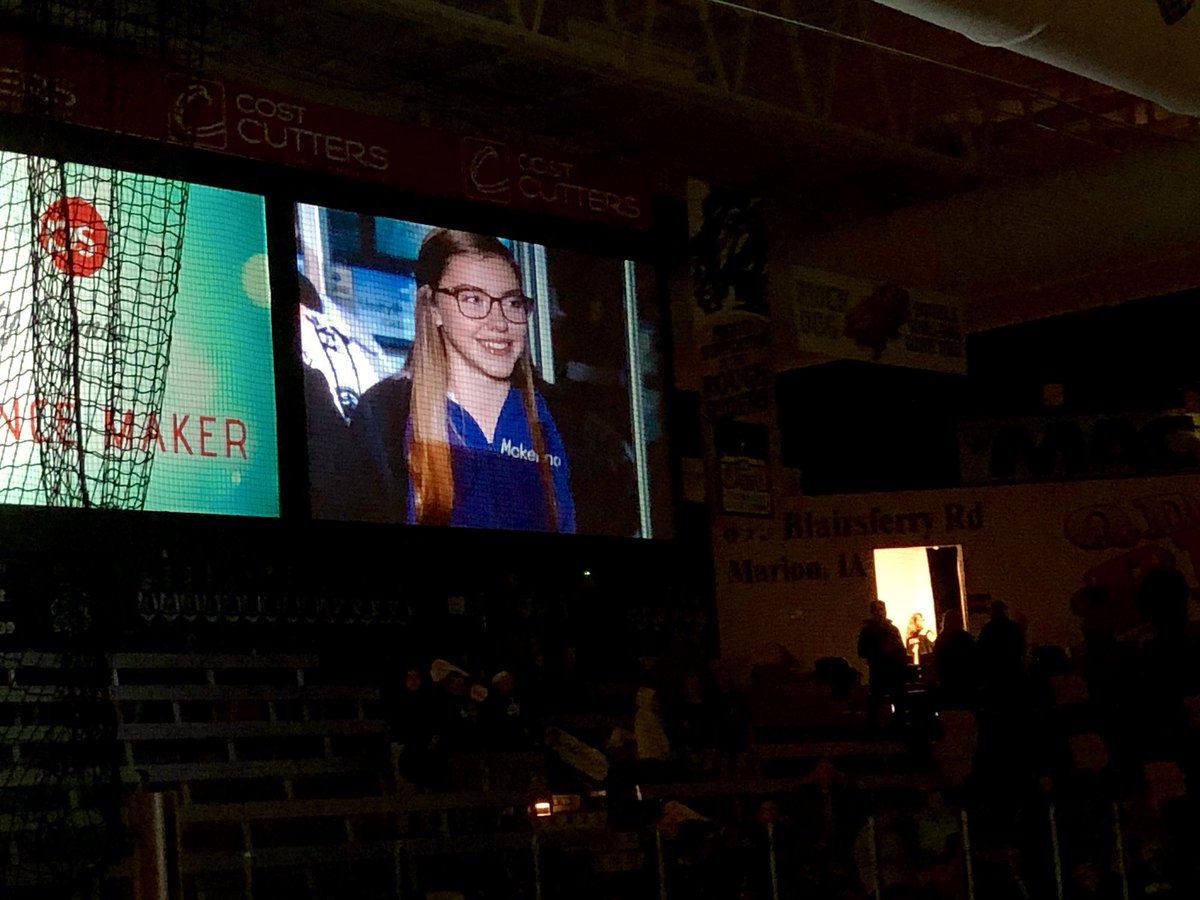 schroeder_seth's tweet photo. Congrats to #BOLT (and my niece) McKenna for her Rough Riders Diversity Difference Maker in the Community award! @LibertyHSDM @LibertyHS_Kibby https://t.co/VZZASPUTJm