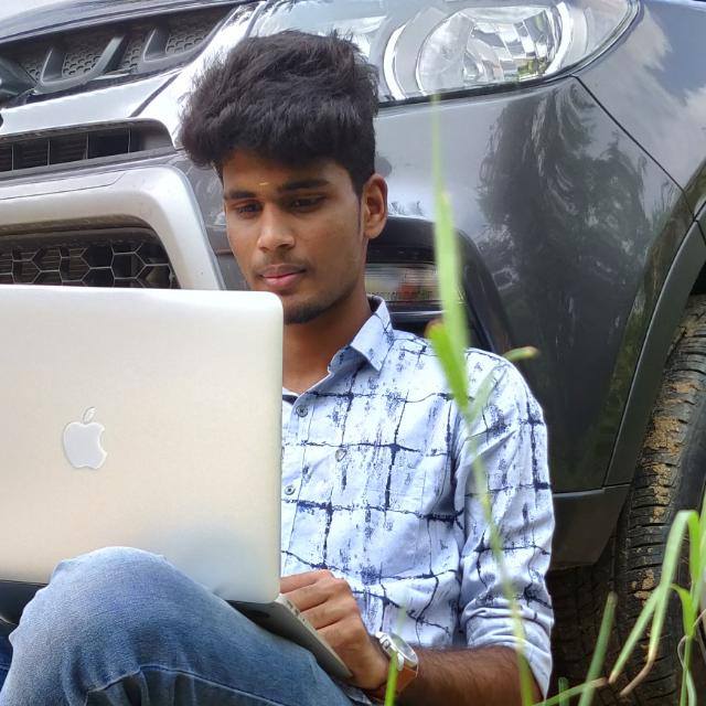 VarunPradeep5's tweet photo. #Happy bornday machiii❤
#birthday #Treatvenum 
#Unaku twitter lam wish panniruken😂

@RGUNASEELAN14 @Ranjith_SB @GokulAjai2 @MpRithish @AagashV @Actor_Vijay @KeerthyOfficial https://t.co/sIHRuM1na1