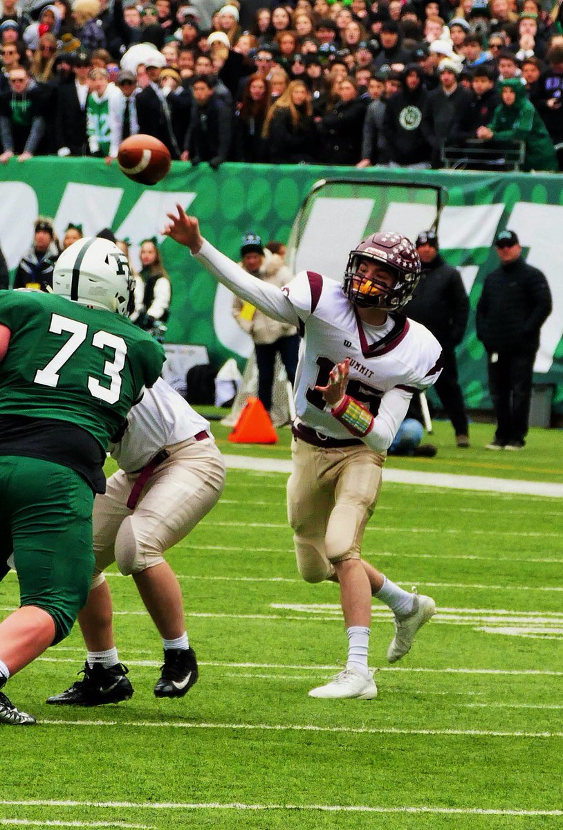 NANNPHOTO51's tweet photo. NJ HS Football North G3Bowl Ramapo vs Summit photos &amp; digital at https://t.co/ex6QCy9kKN #NJHSFootball #njfootball #SummitNJFB #Summiths #SummitAthletics #RamapoHS #RamapoAthletics #RamapoFB #NorthG3Bowl #Devils_Fan1978 https://t.co/HBcCoqNEga