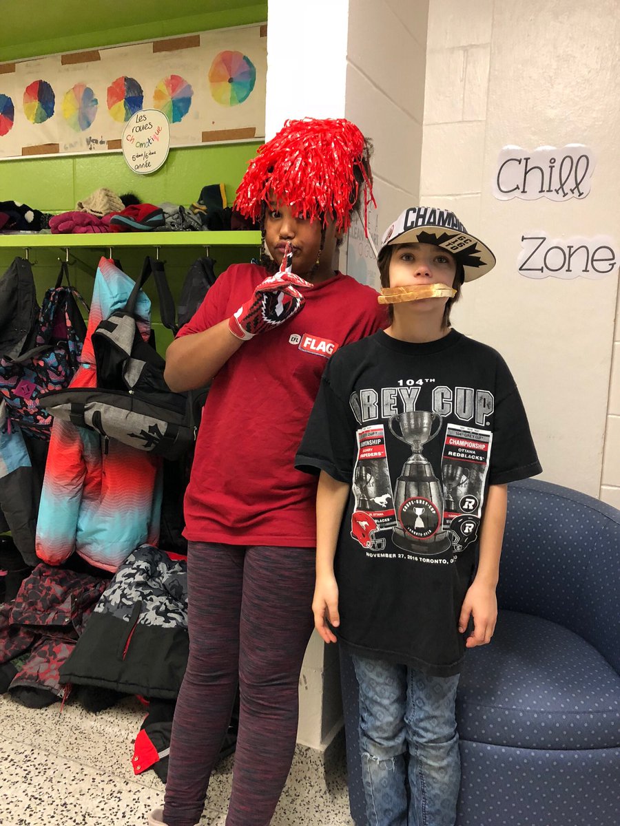 MrPasqua's tweet photo. A few @REDBLACKS fans @FJMcDonaldOCSB showing their pride on Friday.  It was a cold day but the true Canadian in all of them came out.  They were proud to wear their gear but also play football in the snow. #GreyCupWeekend @DCollins_07 @Gelliman82 @DSpencer4_ @WilliamPowell33 https://t.co/mj6UewiCqN