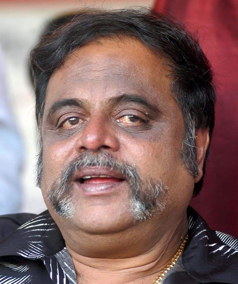 vijuvijayan6's tweet photo. Legendary Kannada Actor-turned-politician, Rebel Star #Ambareesh Dies At 66. RIP 🙏
#RIPAmbareesh #RipAmbrish #RestInPeaceAmbareesh 🙏 https://t.co/1Oobuy6F9h