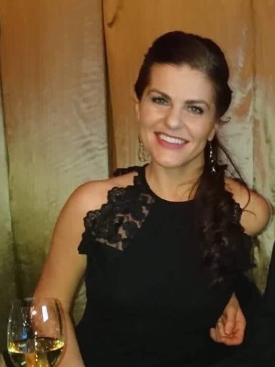 JitkaTumova's tweet photo. Another annual @AmChamCZ #Thanksgivingball is over. Delicious dinner, amazing Tereza Maskova singing to the dance, DJ Schafff playing best hits to have a party downstairs in Rytirsky sál and Silent Auction, drinks &amp; coffee at the Small hall.
#thankyou #gratitude #community #Zofin https://t.co/KKAI3SseWf