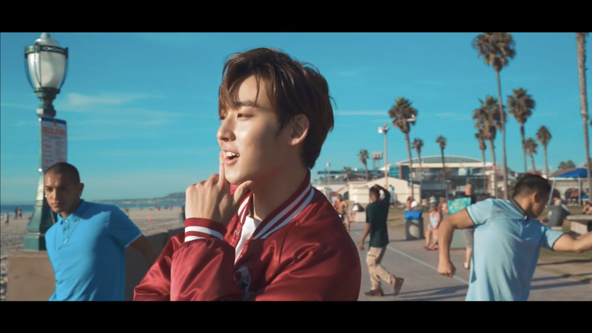 Nami_kissme's tweet photo. @Kevinwoo91 KEVINが しあわせなら わたしも しあわせ😭💓💓💓
RIDEALONGなんかい きいても なきない❣️❣️❣️
きょくもいい〜😘💕💕💕
KEVINの Dance さいこう💫
#RIDEALONG_KEVIN
#KEVINWOO
#FIRSTSOLOSINGLE

https://t.co/PkvoAkHzeF https://t.co/y8atTheb3l