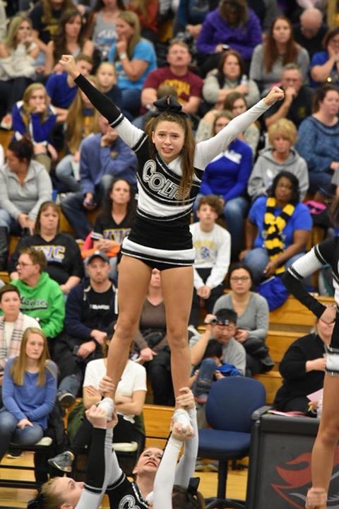 happy birthday to our sassy flyer  <a href="/jennyy_fry/">jenny fry:)</a> 🎉🎉 we love u lots 💗💗