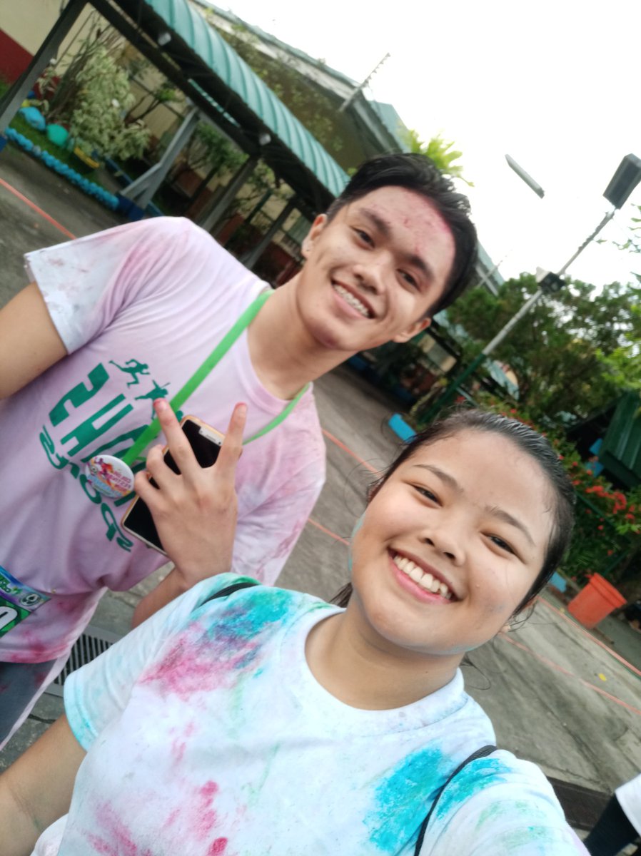 _juwni's tweet image. ssob👌 @dekcxzs #ColorRun2k18