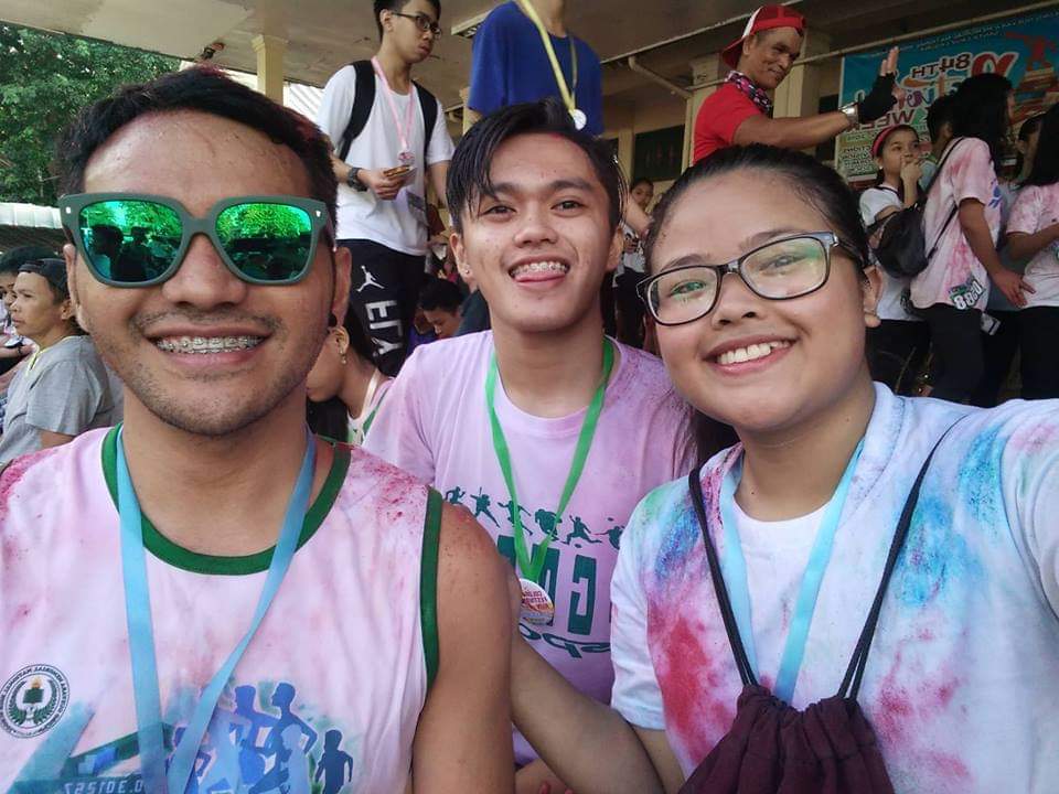 _juwni's tweet image. #ColorRun2k18
