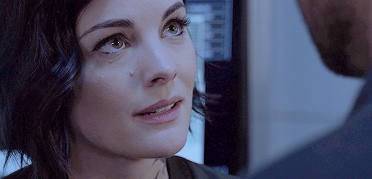 BrownieHardBody's tweet photo. #Blindspot #Jeller #SullivanStapleton @JaimieAlexander I just want Jane &amp; Kurt to be in a Happy Place in Their Love &amp; Marriage! Their hearts are definitely intertwined! After all the trials &amp; tribulations of their past &amp; currently...They're more than deserving of tremendous joy!! https://t.co/I5ixUrE8M9