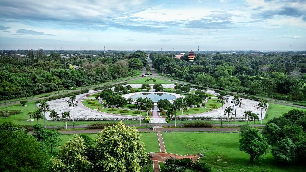 Taman Buah Mekarsari в Twitter Happy Holiday Fruityzen