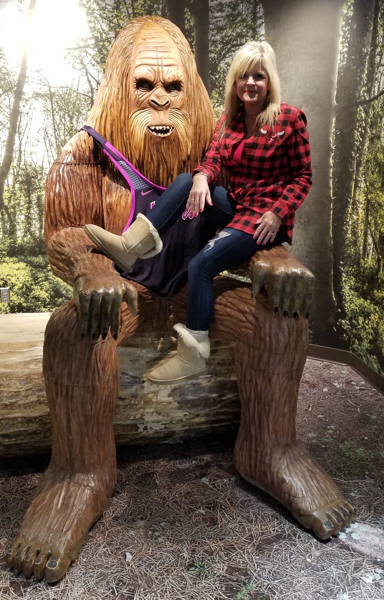 We found a new friend in #Minneapolis.
<a href="/TargetCenterMN/">Target Center</a> #Sasquatch 
 <a href="/JackLinks/">Jack Link's Jerky</a> <a href="/MeSasquatch/">Me Sasquatch</a>
<a href="/34billy42/">Bill Wennington</a> <a href="/MrBill667/">Bill Johansen</a> <a href="/PrincessKK1210/">Rebekka Nikkole</a> <a href="/Tiffipoo225/">Tiffani Hoffmann</a>