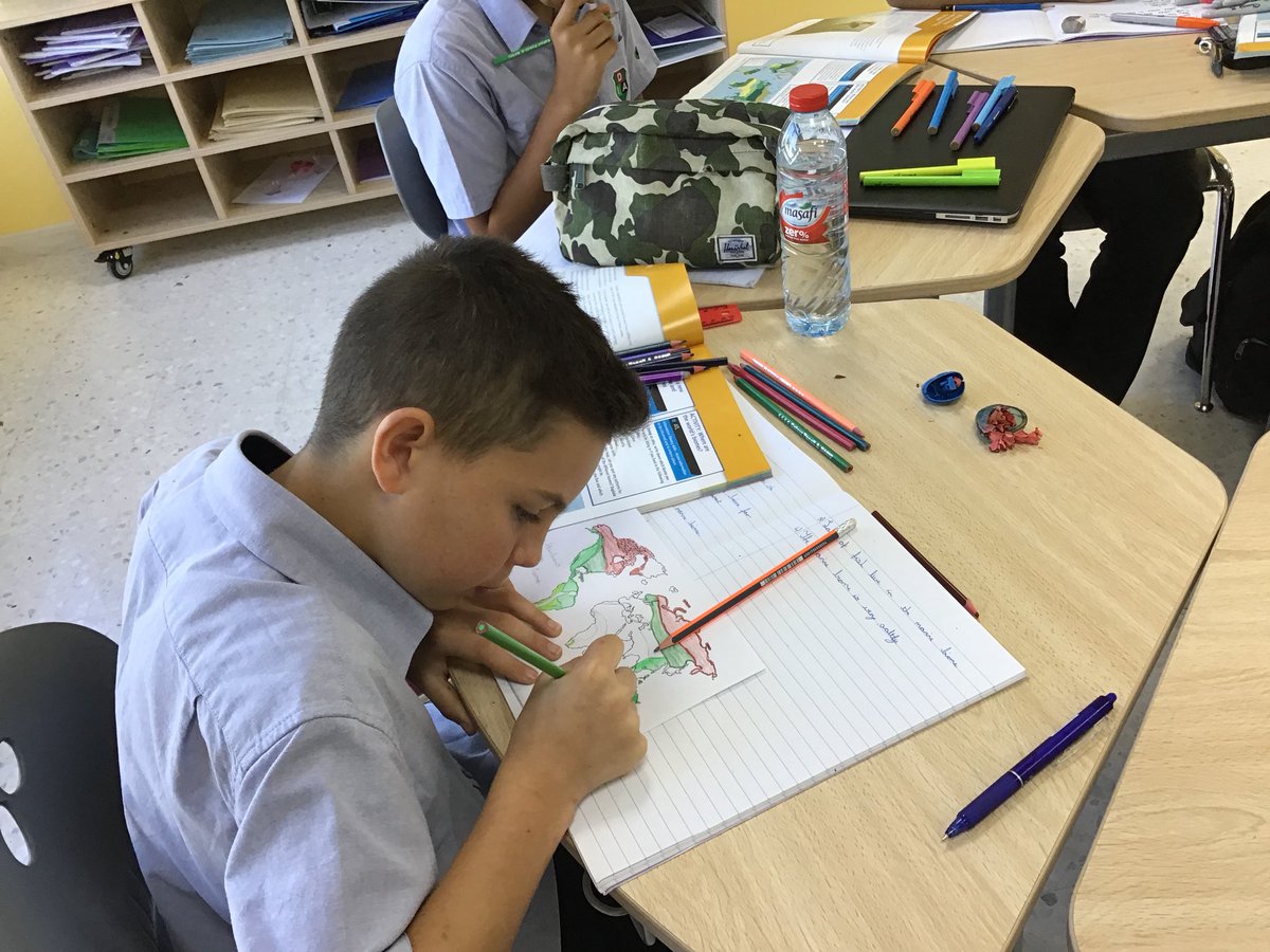 DIAB_Humanities's tweet photo. Grade 7 exploring different biomes of the world through a map activity. #DIABMYP #DIABInquirers #DIABcreativity #DIABIandS #worldbiomes https://t.co/iMrkmaivp1