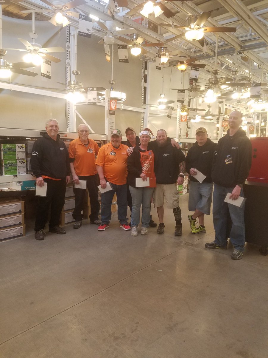 Recognizing our entire Met Team for all of there hard work everyday!  I surely will miss you all! <a href="/GBHD2501/">Jen Lowman 🌞</a> @M_Carter_OASM <a href="/Heather59201250/">Heather CXM</a> <a href="/billshuell/">Bill Shuell</a> <a href="/stephgrodsky/">Stephanie Grodsky</a> @MarkGilbert2501 @Shane_O_HD2501