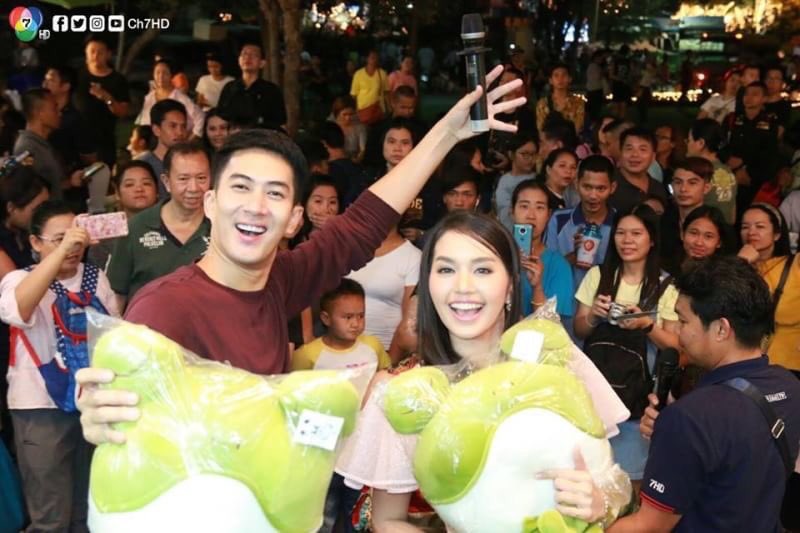 Ch7HD's tweet photo. #ช่อง7HD ร่วมกับ สมาคมแม่บ้านทหารบก ยกทัพนักแสดงสร้างความสุข ที่ร้านสมาคมแม่บ้านทหารบก ในงานกาชาด ประจำปี 2561 ณ สวนลุมพินี ระหว่างวันที่ 23 พฤศจิกายน - 1 ธันวาคม นี้! ❣️(2)
#งานกาชาดในสวน #งานกาชาด2561
#redcrossfair2018 #Ch7HD https://t.co/AURUCQ9RK3