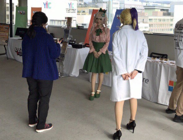 chomado's tweet image. 昨日の #Unity道場 (ゲーム開発エンジン Unity ユーザー集まり)のブースにて！ #Pythonちゃん と一緒☺️
