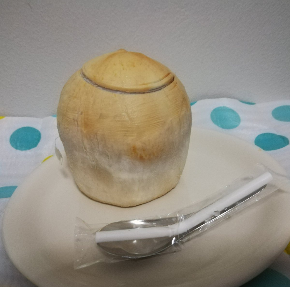 Supak_prasert's tweet image. #มะพร้าวน้ำหอมพร้อม
รับประทาน
#cocofresh
เนื้อมะพร้าวอ่อนกำลังดี พร้อมหลอดและช้อน เปิดสะดวก กินง่าย อร่อยชื่นใจได้ทุกที่
ราคา 39 บาท
#รีวิวเซเว่น