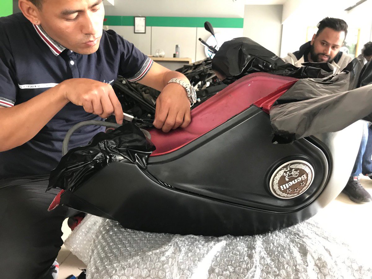 tkps_tmg's tweet photo. #Wrapping #benelli bike. https://t.co/ru7BMIDGty