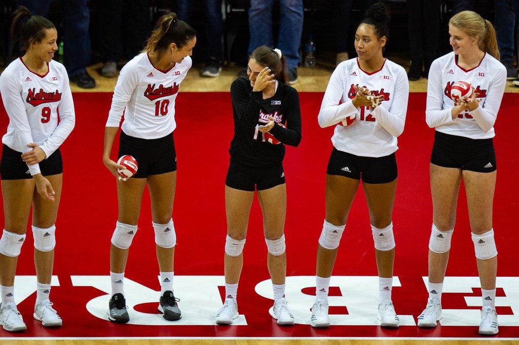 LJSSportsWagner's tweet photo. John Cook's next book update could have a chapter on senior night 2018:

* Kenzie Maloney's sister sings the national anthem. Awesome.

* Standing ovation for Brooke Smith at 22-14 in the 3rd.

* Scott Frost's really good speech to the volleyball team.

https://t.co/6qCwccFSv3 https://t.co/dM3XZIRfOh