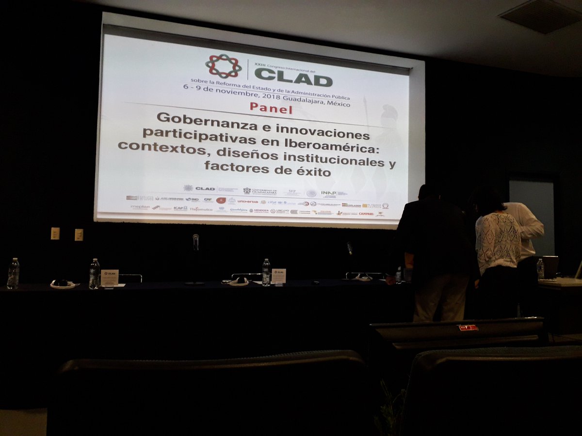 Maru_Ascolani's tweet photo. En #CLAD2018 @GIGAPP Latino Panel: Gobernanzas e Innovaciones Participativas en América Latina: analizaron 6 innovaciones democráticas en Py @CeciliaGuemes @Latinnoproject @QuimBrugue @ernestovelazco @cesarncruz @msaludpy @reaccionpy @AQEpy @CIRDcapacita @dncp_Py @senac_py https://t.co/vQd3HY2PoG