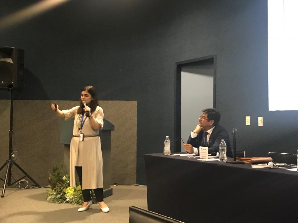 Maru_Ascolani's tweet photo. En #CLAD2018 @GIGAPP Latino Panel: Gobernanzas e Innovaciones Participativas en América Latina: analizaron 6 innovaciones democráticas en Py @CeciliaGuemes @Latinnoproject @QuimBrugue @ernestovelazco @cesarncruz @msaludpy @reaccionpy @AQEpy @CIRDcapacita @dncp_Py @senac_py https://t.co/vQd3HY2PoG
