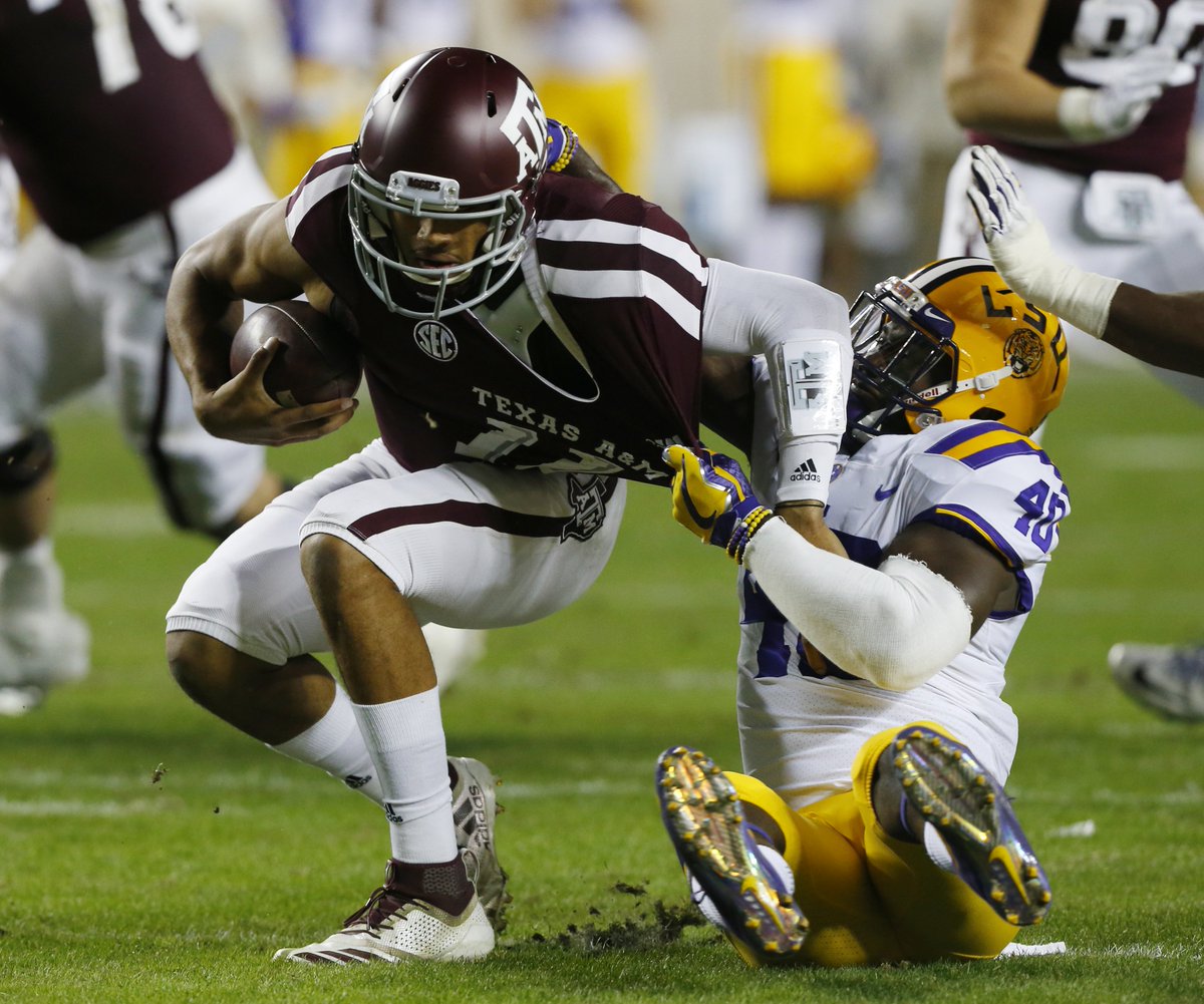 BleacherReport's tweet photo. WHAT. A. BATTLE.

No. 22 Texas A&amp;M defeats No. 7 LSU in 7OT, 74-72 https://t.co/wF1slNlYSU