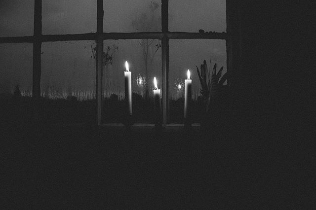 PBVphotos's tweet photo. 🔥 is an element which puts me into such a zen state of mind. I stare into the flames and watch them dance. The world disappears and I become engulfed in the magic flickering heat waves. #maybeimapiro #notsorry https://t.co/KGsP93mOX5 https://t.co/F03X9NPs7J