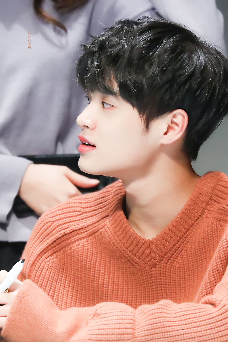 ACEGAME_DH's tweet photo. 181125 옆선까지 완벽해 #대휘 #이대휘 #DAEHW  ✨✨✨ https://t.co/dXcpYmwq0a