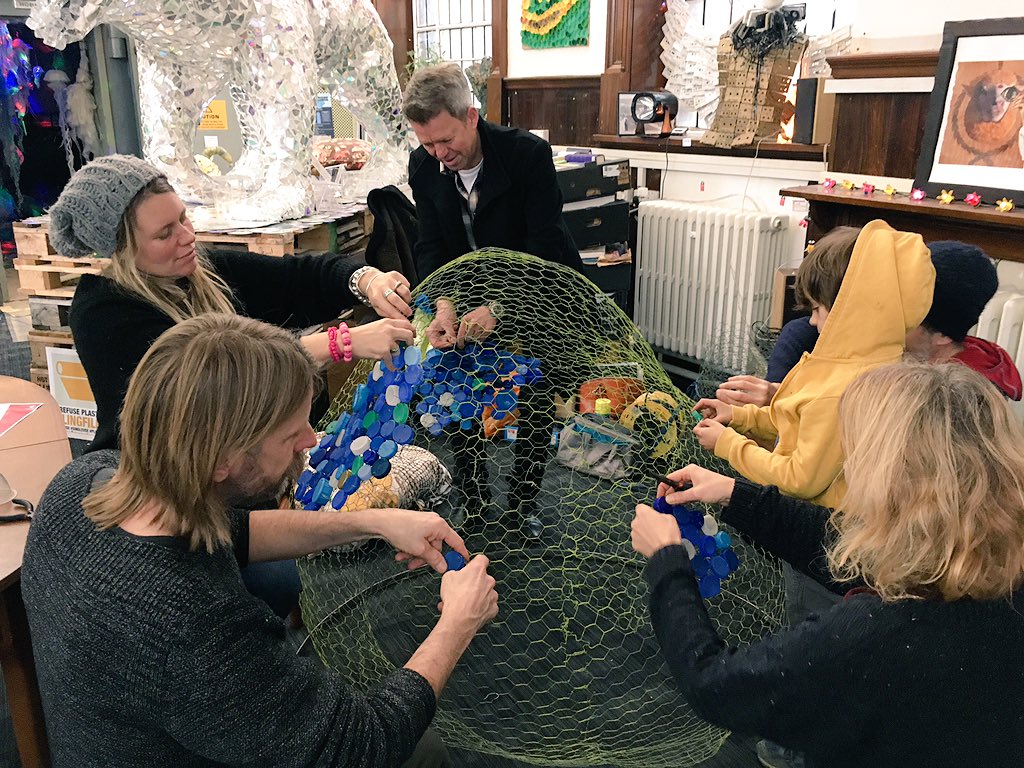 fionasculpture's tweet photo. Some exciting new ventures in planning stages, helped by @SAW_Somerset #symposium earlier this month wth @KerryHarker, @SusanJonesArts, @lydiacatterall &amp; more, see latest blog: https://t.co/d5Ulx6VW9F @RubbishArt #luminarastar @SheptonLanterns #giantoctopus #workshops https://t.co/dthmEk16IG