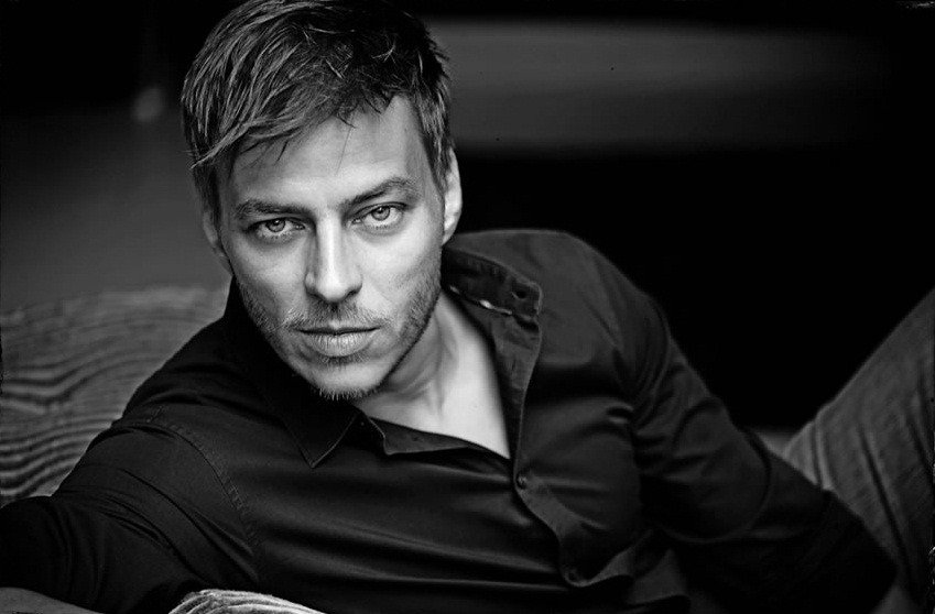 AryaStarkInv's tweet photo. ⚠⚠⚠⚠ SE BUSCA ⚠⚠⚠⚠

Jaqen para trama en modern y lo que surja 😉
FC: Tom Wlaschiha

👉 ¡RT plis! 👈 https://t.co/RHTqzhBD1l