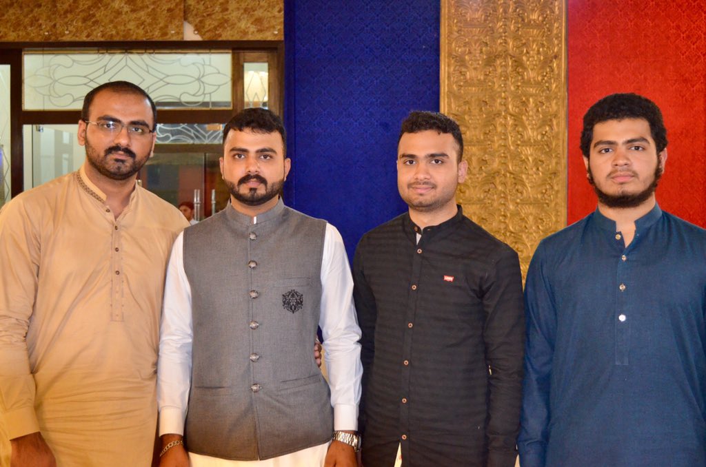 m__imran4002's tweet photo. #Brothers❤️❤️ https://t.co/Z9TEA1ifSW