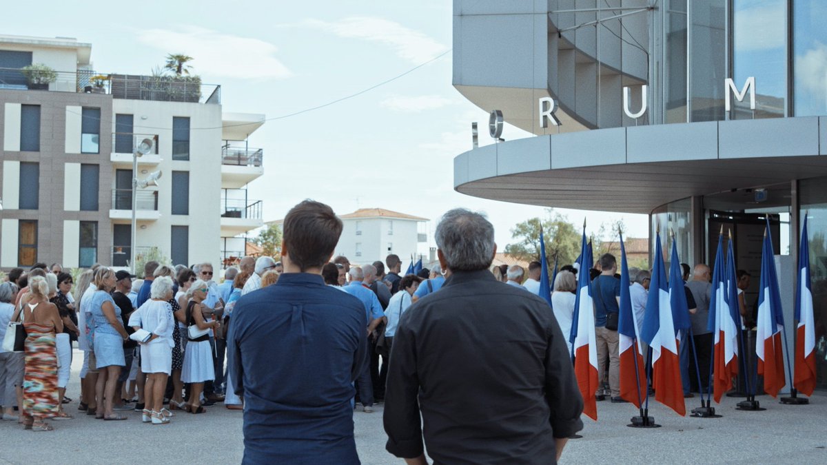 som3cat's tweet photo. El fenomen el fenomen de la ultradreta a França, a @quatregatstv3. @RicardUstrell  conversa amb la líder del Front Nacional, Marine Le Pen. 
🕥 Avui, a les 22.40
➡ https://t.co/wHUBEdgKqi https://t.co/lIiqFAYOkj