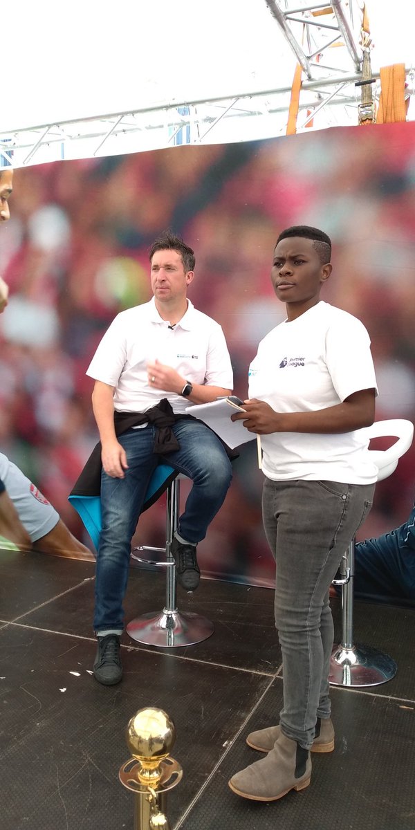 Alusa__'s tweet photo. Video coming soon to a screen/timeline near you. π #RobbieInKenya #SuperFansUnited
An interview with @Robbie9Fowler. π https://t.co/Cfgjv5QszL