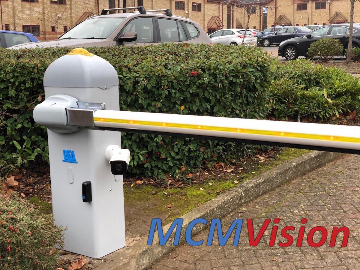 mcmalarmsltd's tweet photo. ANPR solutions for automatic gates \ barriers provided by us using our MCMVision Cameras.
This Wiegand ANPR Camera integrates into the Paxton Net2 Access Control Systems so you can manage your access with ease.
#anpr #automation #paxton #net2 #mcmvision #hikvision #DVS #mayflex https://t.co/SkCwRyvNhO