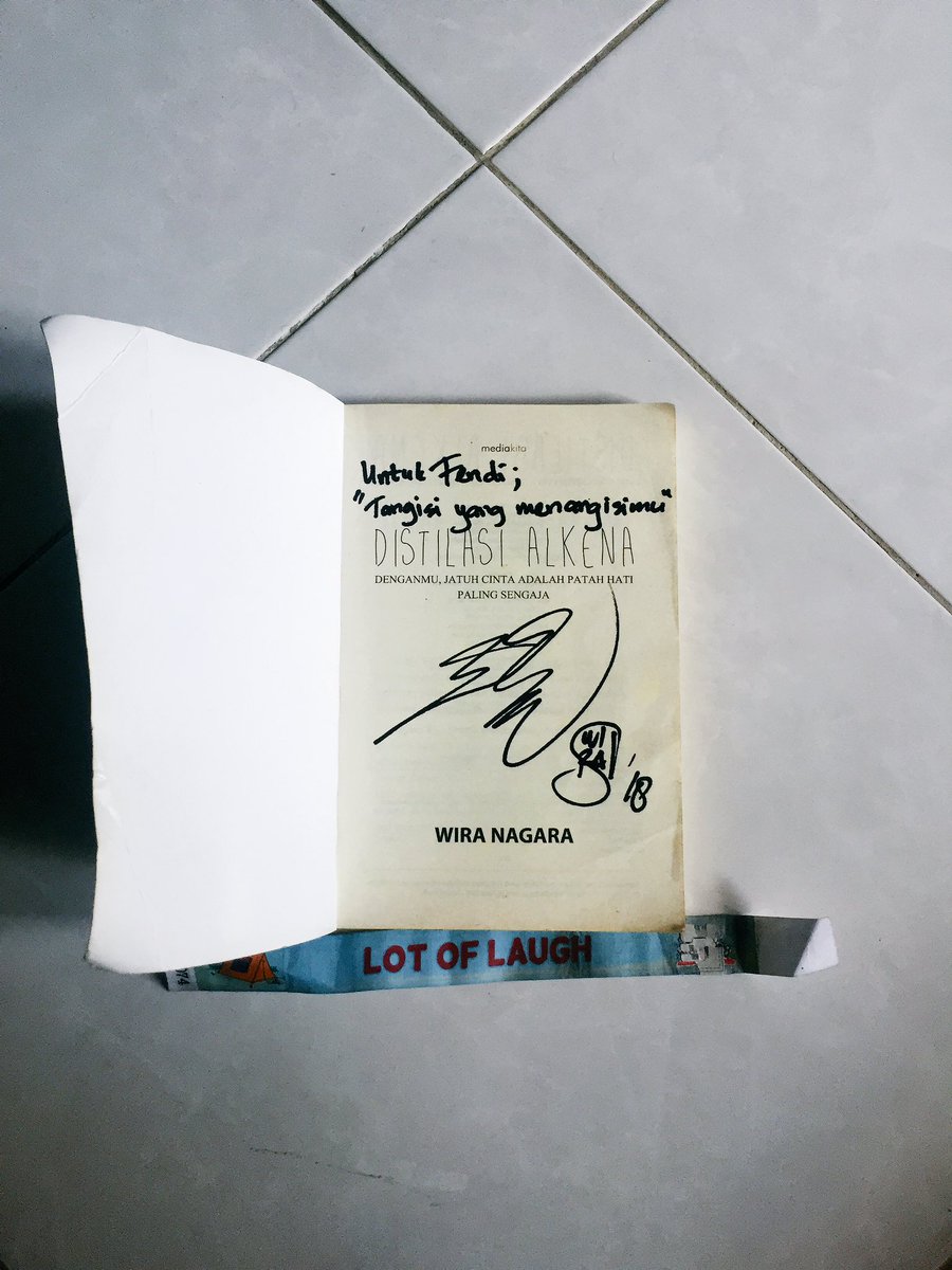 Terimakasih <a href="/StandupHutan/">Stand Up Hutan</a> untuk perut yang terkocok dan <a href="/wiranagara/">Wira Nagara</a> untuk pesan yang menohok. 
Perpisahan layaknya masuk tanpa ketok. Tak pernah elok. 
Aku akan mulai berbahagia, tapi besok.
#StandUpHutan2018 #Standuphutan #destilasialkena