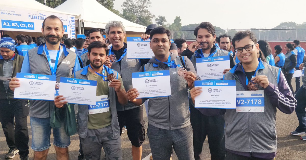 Handy_Amit's tweet photo. CBRE Team members were the proud participants for Guinness Book of World Records - Largest Plankathon- with over 2300 people holding plank together!! Awesome experience
 #motivation #records #teamspirit #iamcbre #cbre_india #guinnessbookofworldrecords #bajajallianzlifeplankathon https://t.co/Pro4vNaXnp