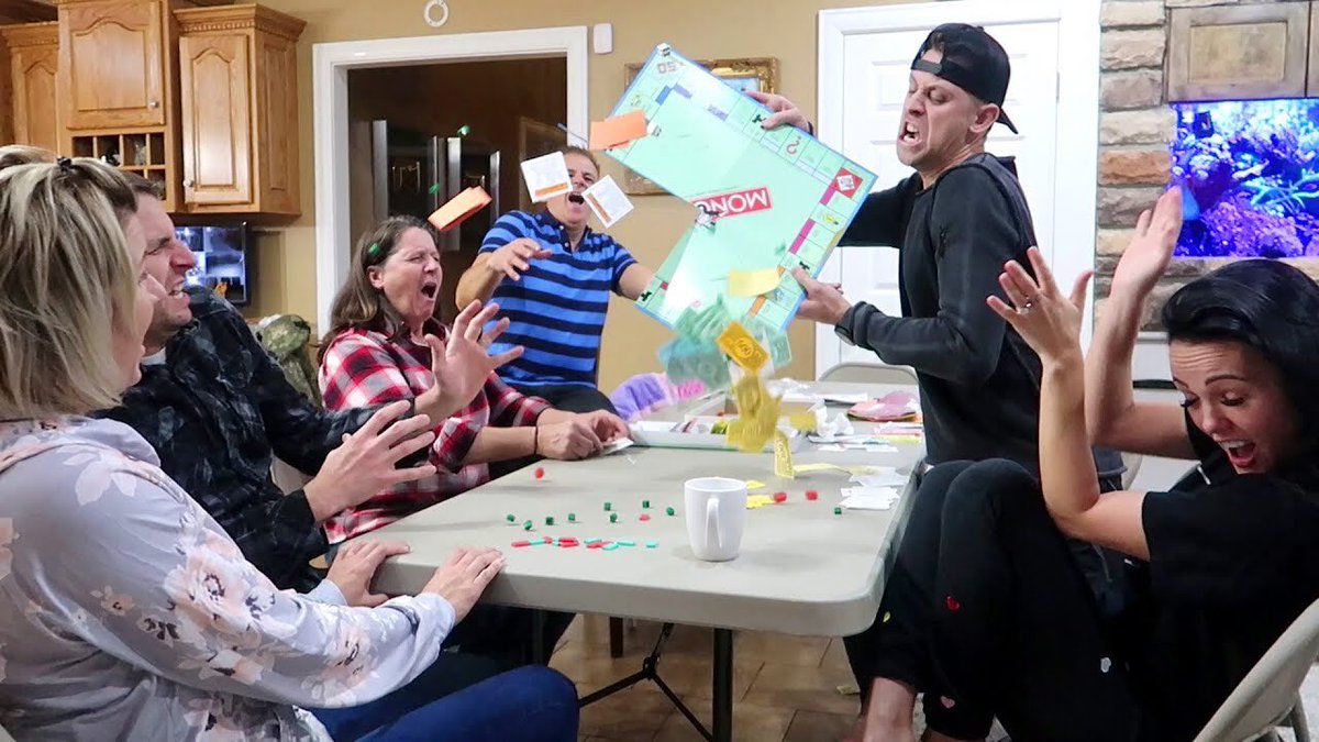 VlogCount's tweet photo. 3 Vlogs In a Row! - I Ruined Thanksgiving! - #SmileMore :) - @RomanAtwood @_little_britt_ - https://t.co/y42ejJxTTO https://t.co/bzmuI0YRYP