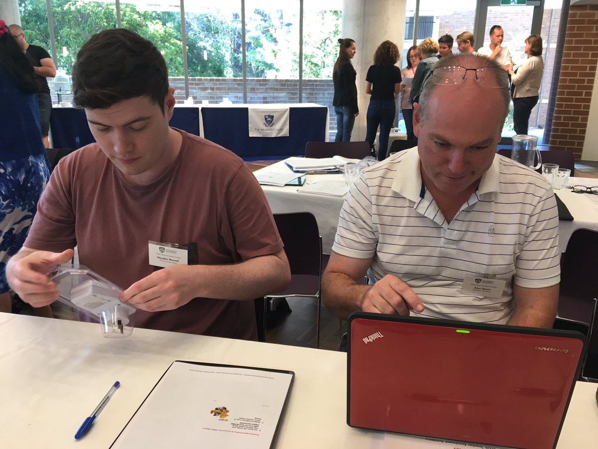 Our brains kicking into gear on a Sunday for some coding fun
#usydstem