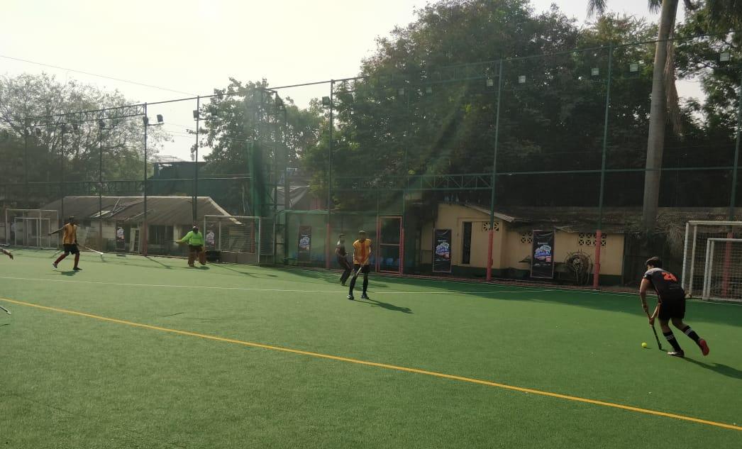 CelebrateBandra's tweet photo. Stars in action for the Hockey Match in Bandra earlier today,.

@fh_experience 

#TimesCelebrateBandra #AFeelingCalledBandra #ComeLiveIt #peopleofbandra #festival #celebrate #bandra #biggerbolderbetter #justbandrathings #mumbai #food #live #music #art #theatre #dance #happiness https://t.co/3aDMBVNuTb