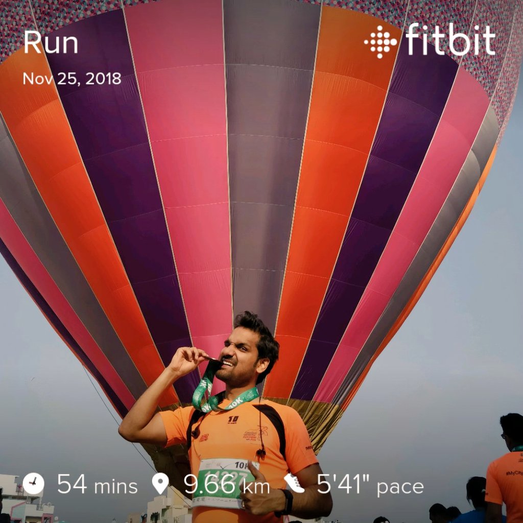 rajatkumar1502's tweet photo. Improving my PB by 1min &amp; 48 sec.
10km - ⏱️ 54:59 (unofficial timing)
.
.
#mycitymyrun2018 #hyd10krun #10kmrun #pb #personalbest #longdistancerunning https://t.co/kKTH0jnVv8