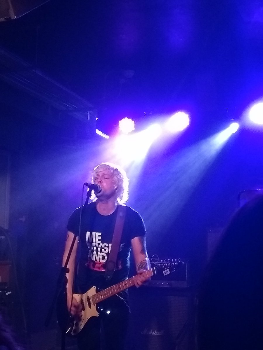 Keelyj_G's tweet photo. My gig pics are always terrible! But here's a not very blurry pic of the incredible @AllyDickaty of @thevirginmarys @MancAcademy last night. Amazing as always - don't miss the chance to see them in #Glasgow next week if you can
#punk #rock #newmusic #VMSNSS https://t.co/GNKCPfynxN