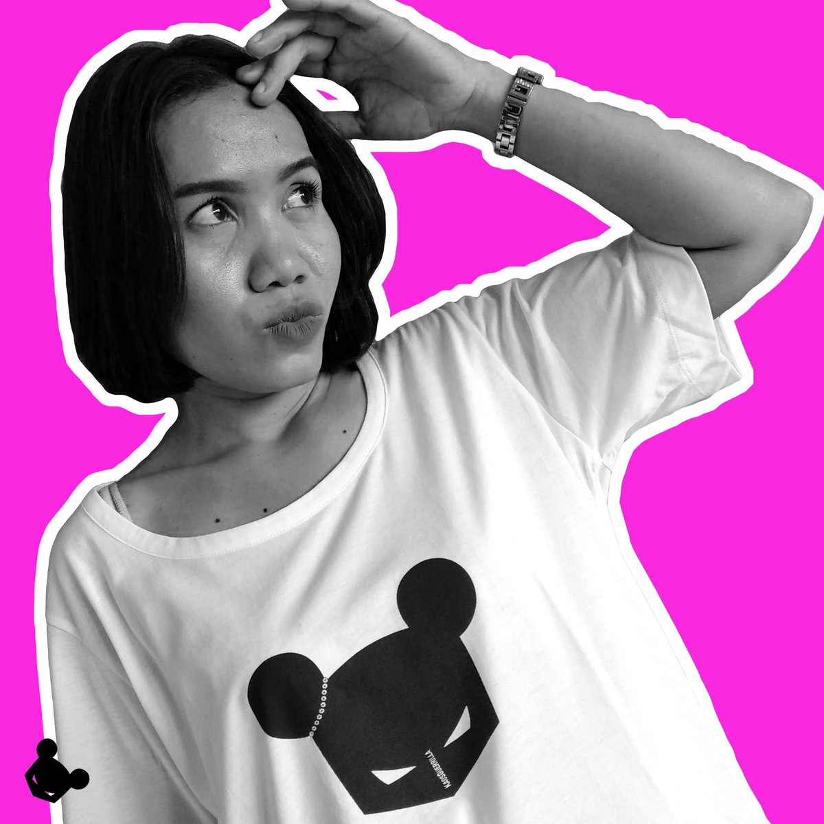 kaosguerrilla's tweet photo. SUPPORTING LOCAL COMMUNITIES!

Name: KAOSGUERRILLA w17
Sizes: 1, 2
Price: Rp 240.000
Fabric: 100%cotton
Colors: white
Shipping: worldwide!

#tshirt #kaosguerrilla #supportlocalcommunities #cool #rokmaphotography #junglestarproduction #kaoskeren https://t.co/yQs9cQ3y5N