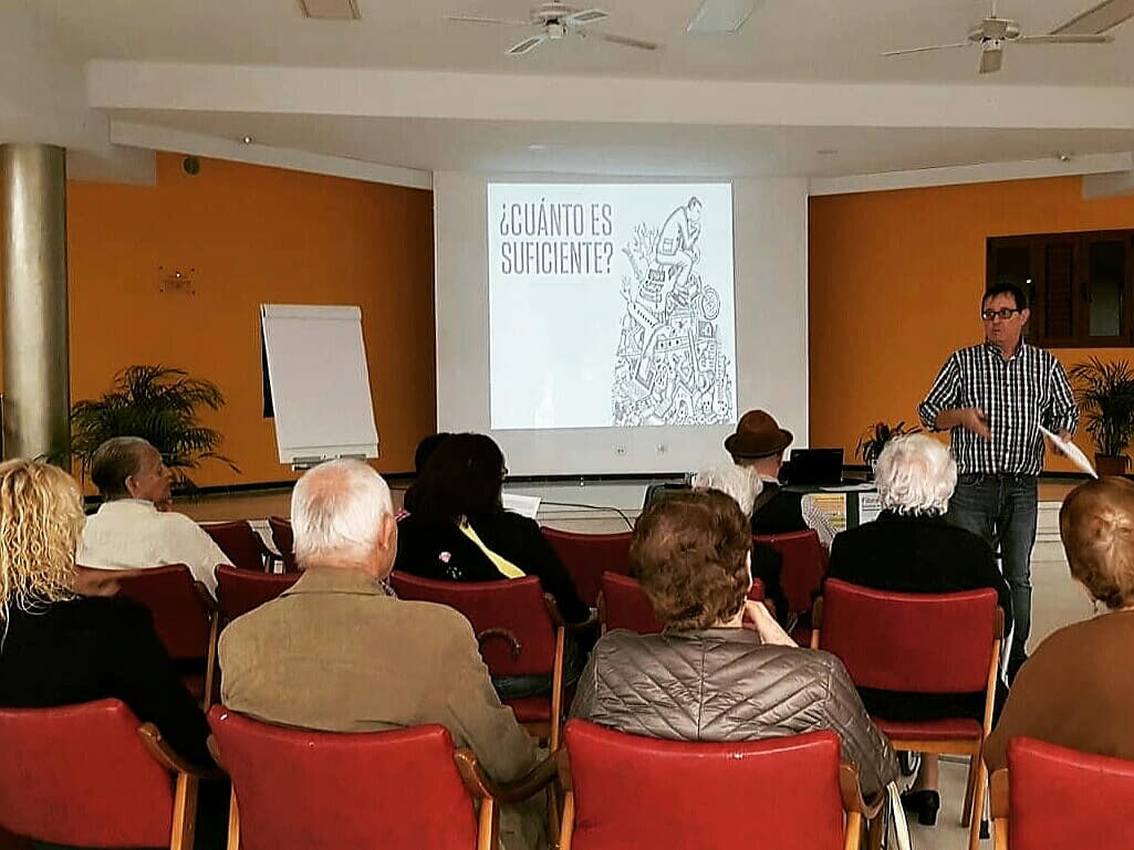 .
Hablemos de #Osteoporosis con el objetivo que seamos más #PacientesActivos en su #Prevención

Empecemos desde mañana mismo a tener un aporte adecuado de #Calcio y #VitaminaD, #NoFumar, #ActividadFísica y #PrevenciónCaídas

<a href="/AytoGaldar/">Ayuntamiento de Gáldar</a>
<a href="/igualdadGC/">GranCanaria Igualdad</a>

consejodesaludguia.blogspot.com/2018/11/hablem…
.