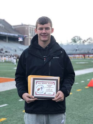 1MetamoraHerald's tweet photo. Metamora's Thomas Hall officially named All-State in Class 5A Football https://t.co/819MQnR8TJ https://t.co/I65Yek1Fvg