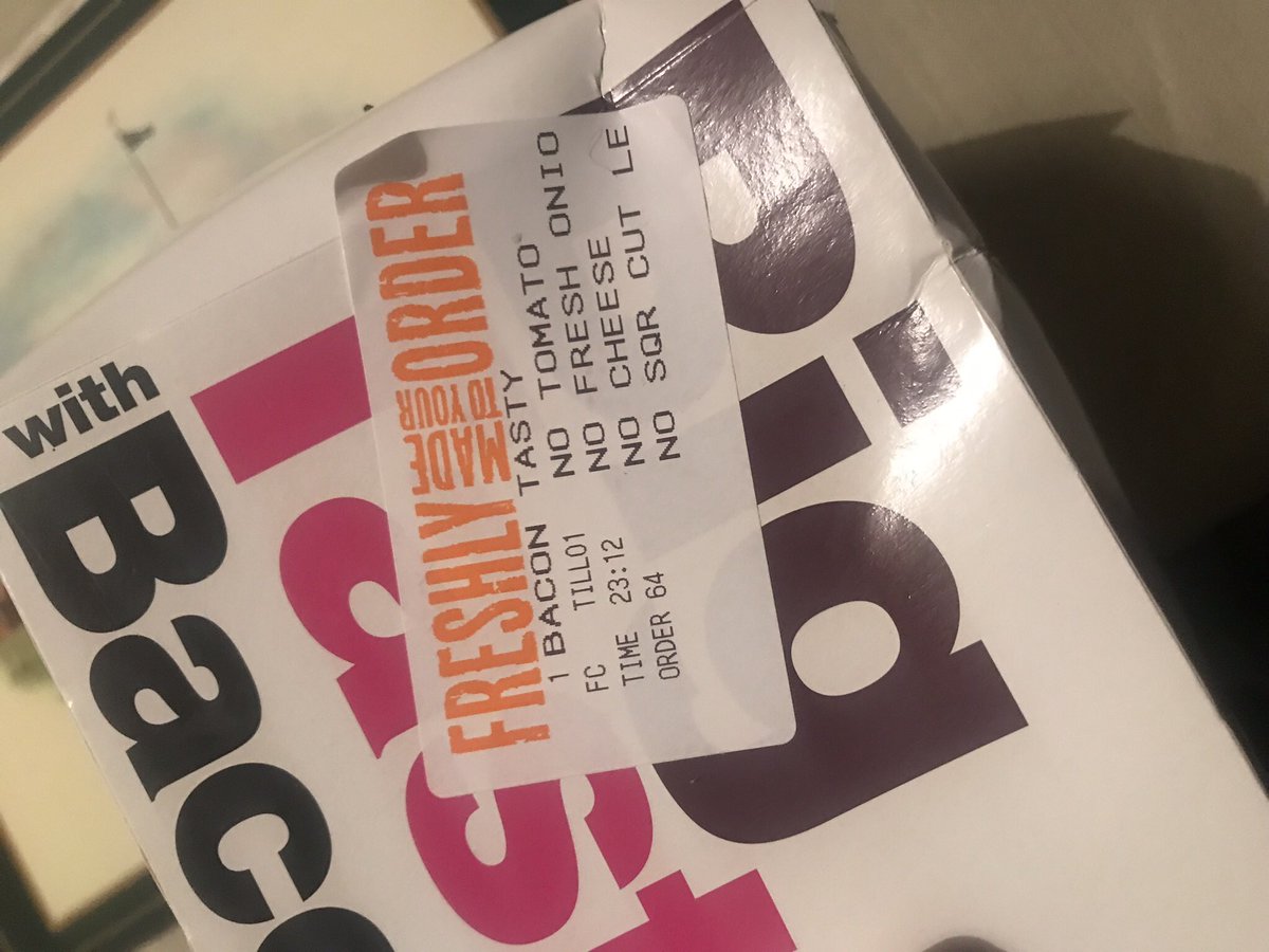 Littlelamby90's tweet photo. @McDonaldsUK disappointing when I got home. Not only does it mention it on the receipt, it also mentions it on the box! No bacon and I had to scrape the cheese off the burger 🤦🏼‍♀️🤮 https://t.co/fZSvTNhyDX
