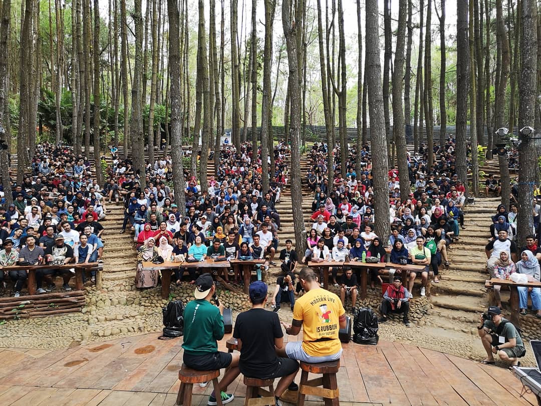 #GHIBAH Live di <a href="/StandupHutan/">Stand Up Hutan</a> kemarin. Tidak akan ada di youtube. Mantap.