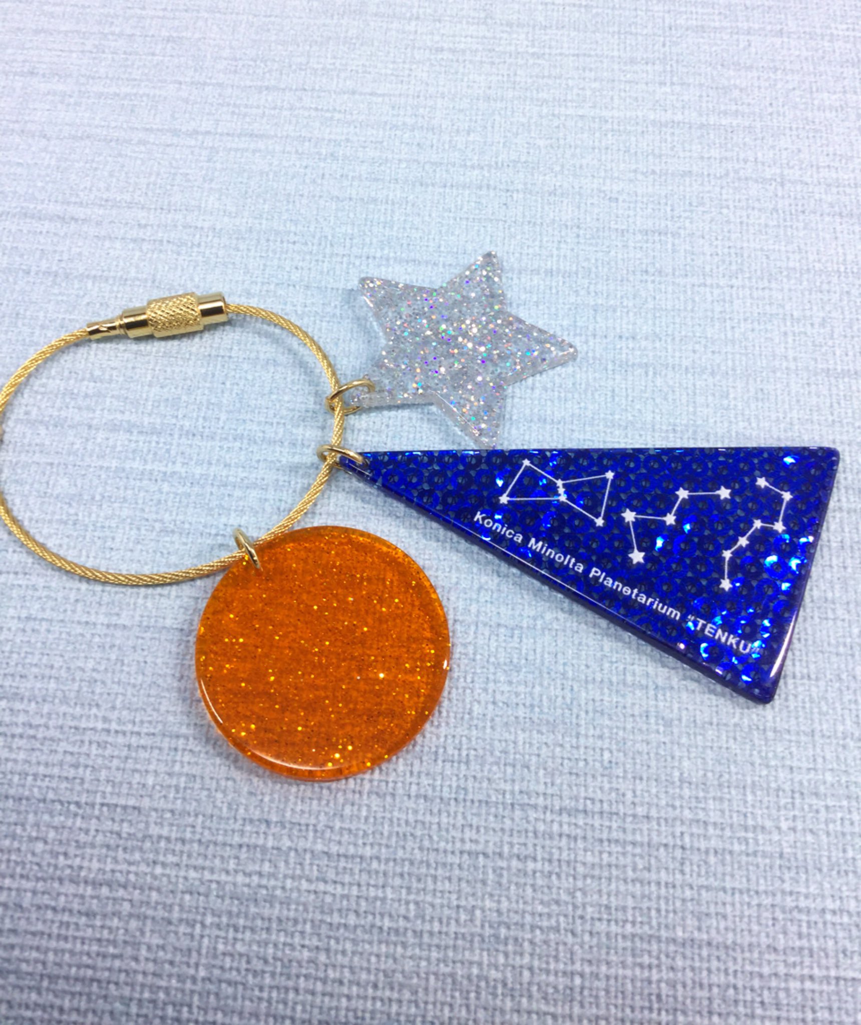 コニカミノルタプラネタリウム天空 押上 Twitterren 天空 ショップ 東京スカイツリー タウン ではここでしか買えない 天空 オリジナルグッズを販売しています 星座が描かれたとっても可愛いグッズです 来場記念やお土産にオススメ なお 本日より12月9日 日