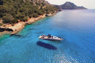 venetatsoukala's tweet photo. @LadySpeedbird Please take a look at our new effort in Spetses. @spetsescruising 
website https://t.co/k7AEUPbJof
Youtube https://t.co/Zw0gZ0PiaG https://t.co/3FsaiQknzW