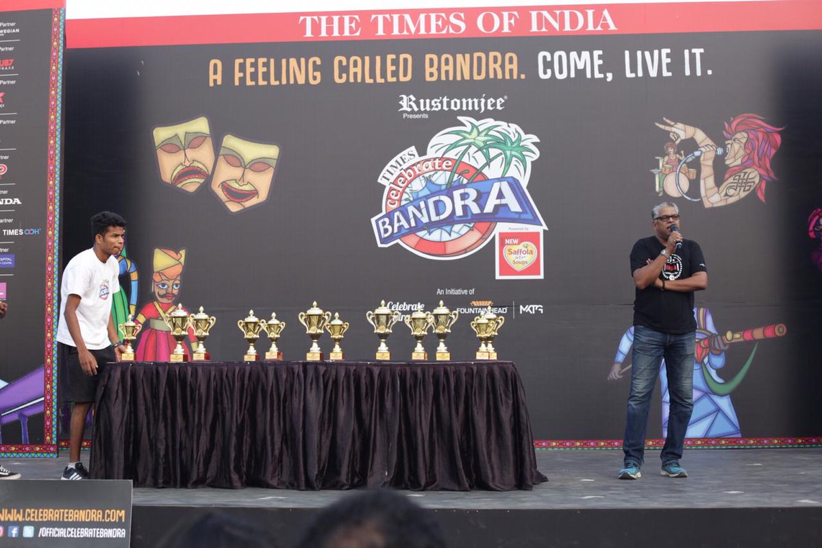 CelebrateBandra's tweet photo. Prize Distribution for the Kids Race today. Congratulations to all the participants.

@fh_experience

#TimesCelebrateBandra #AFeelingCalledBandra #ComeLiveIt #peopleofbandra #festival #celebrate #bandra #biggerbolderbetter https://t.co/2HdC9YOJbT