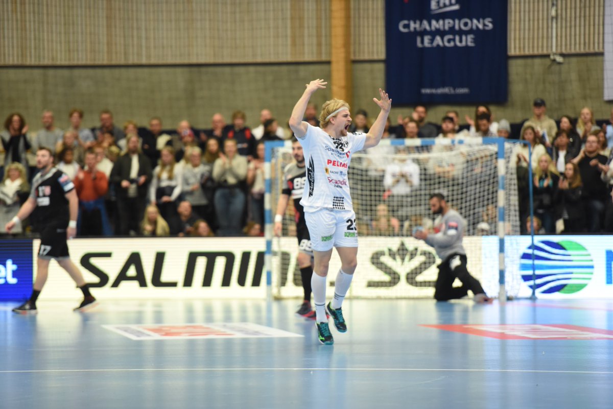 ehfcl's tweet photo. Second day into Round 9 at the #veluxehfcl . Watch all matches at https://t.co/IxekV9aMF3
16:50 CET ⏲ @skjernhaandbold vs @SGFleHa
17:00 CET ⏲ @mhbofficiel vs @IFKKristianstad
17:00 CET ⏲ #HCMotorZaporozhye vs @RKCPL
18:10 CET ⏲ @ElverumHandball vs #WackerThun https://t.co/CINo0pBiQ3