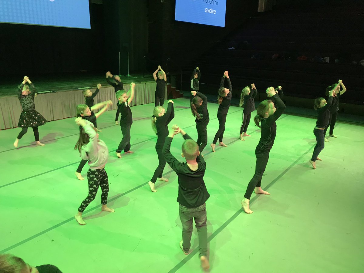 YorksDanceFest's tweet photo. First time at #YSDF for @Osbaldwick_Prim and owning the stage like pros 👌- working with @YorkDanceSpace #YSDF18 https://t.co/zCS538F7tk