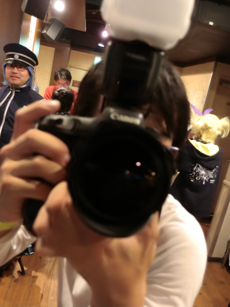 belno_INA's tweet photo. DESEO時代ボカフリの写真でこんな感じで、こにたんが写ってるのありましたよね!
これ!!やりたかった!!
本当にお疲れ様です!
ありがとうございます!こにたん!
#VESEO https://t.co/ZoS8STJIV2