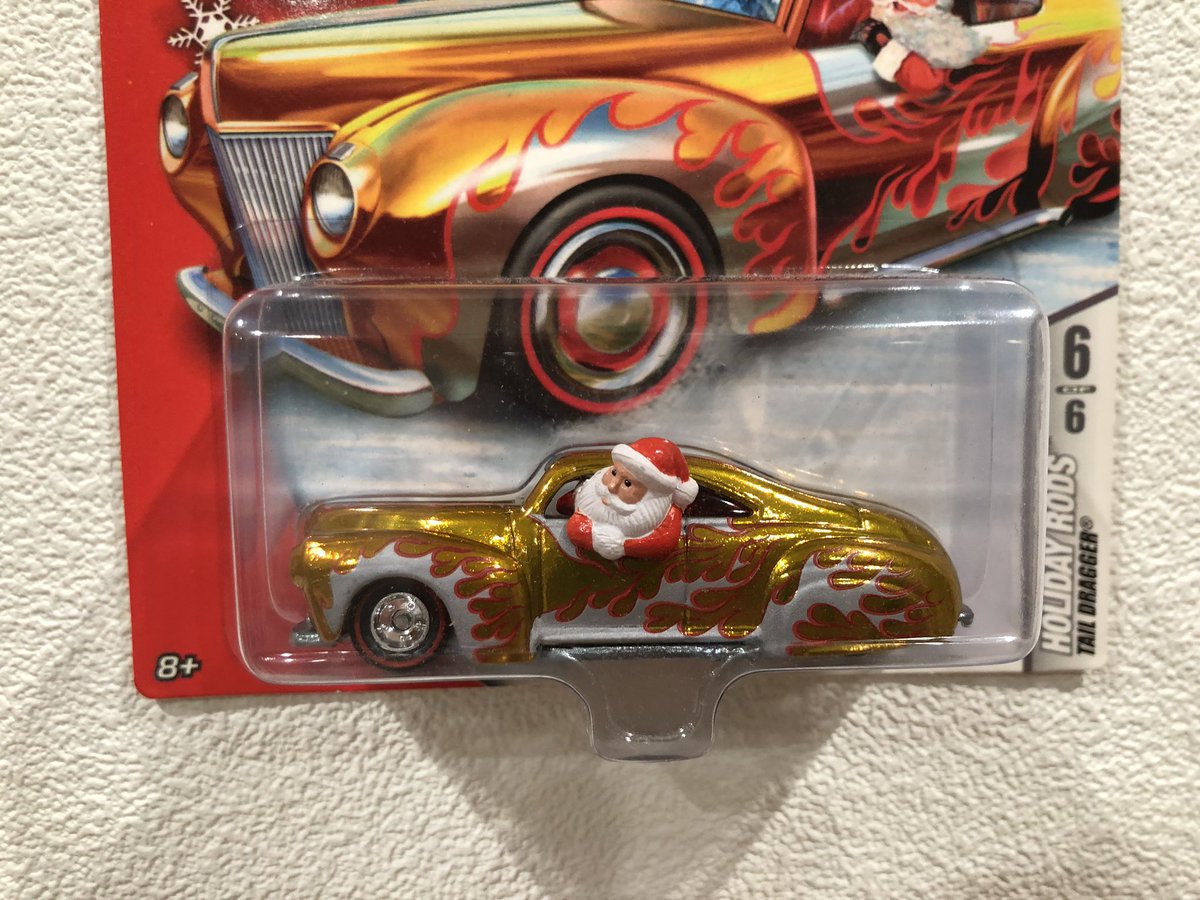 あと1ヶ月でクリスマス🎄ですね。 だからミニカーもクリスマス